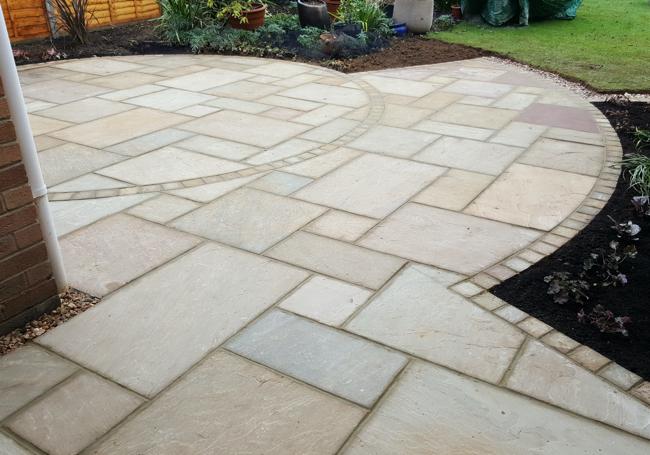 AWBS Coastal Mix Sandstone 15.22m² Paving Pack