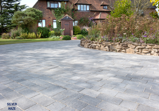 Brett Alpha Trio 8.94m² Block Paving Pack Brett Alpha Trio 8.94m² Block Paving Pack