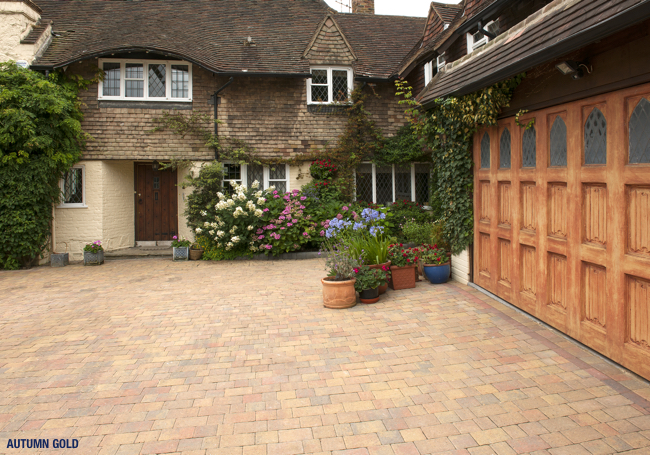Brett Regatta Trio 8.5m² Block Paving Pack Brett Regatta Trio 8.5m² Block Paving Pack