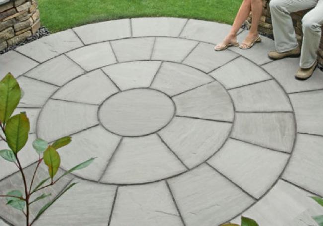 AWBS Stone Grey Sandstone Paving Circle