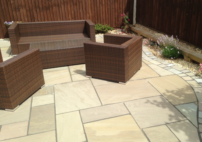 AWBS Meadow Blend Sandstone 15.22m² Paving Pack